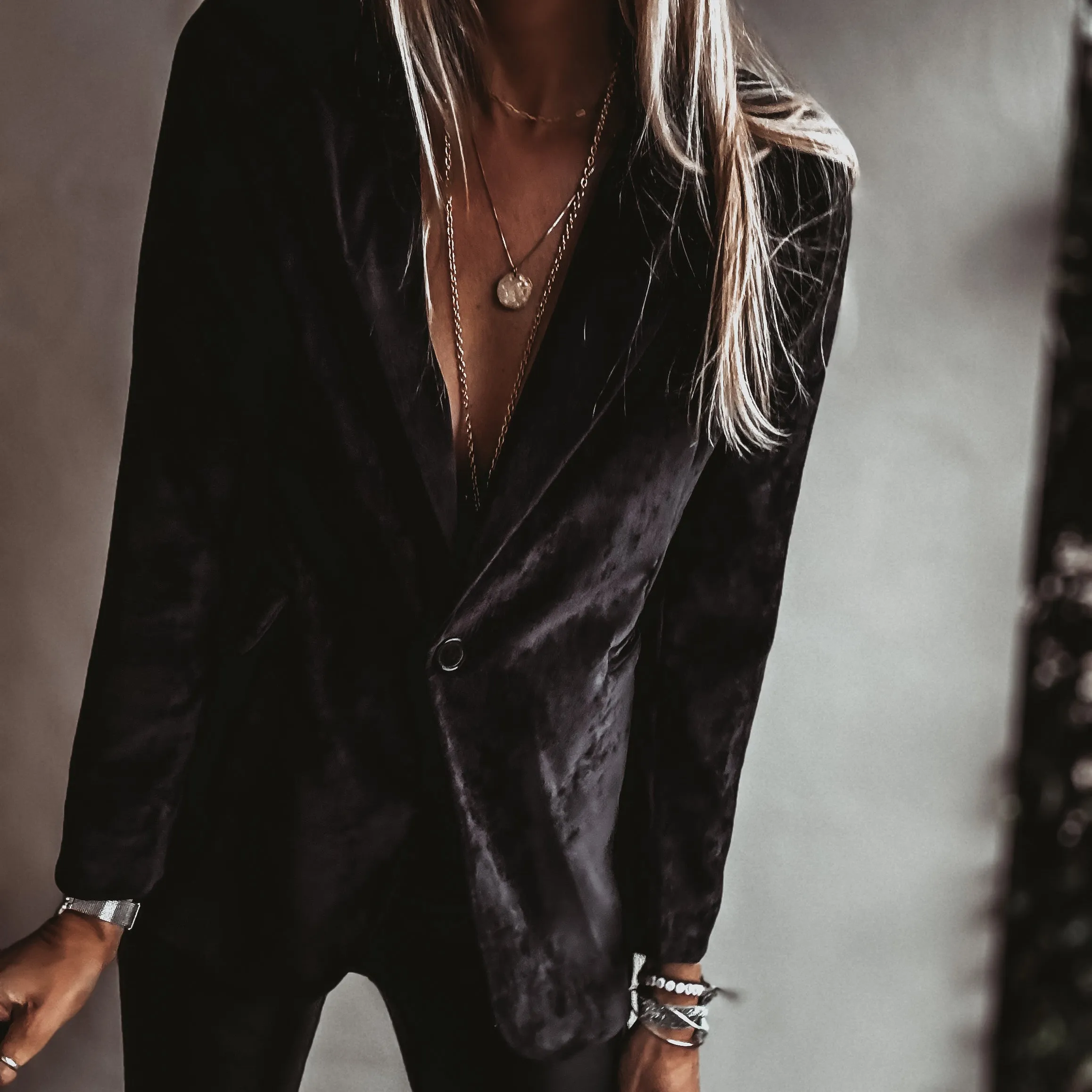 Black Lyon velvet blazer *NEW*