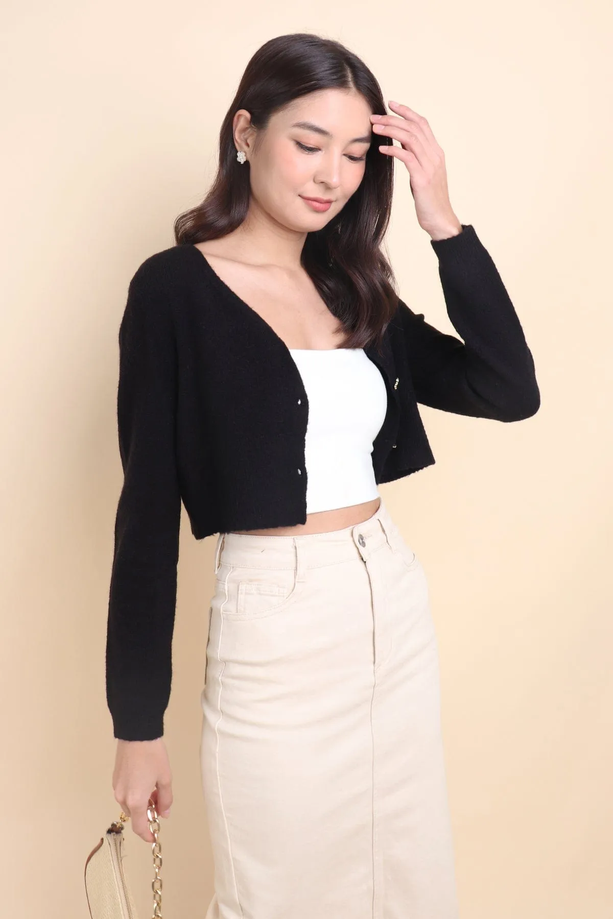 FREEDOM KNIT CROPPED CARDIGAN IN BLACK