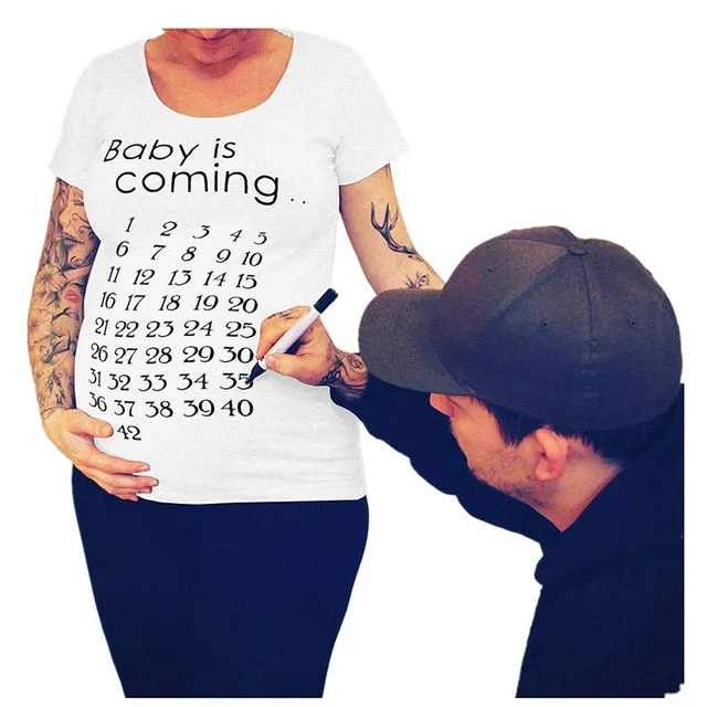 Trendy Pregnant Moms To Be Funny T-Shirts